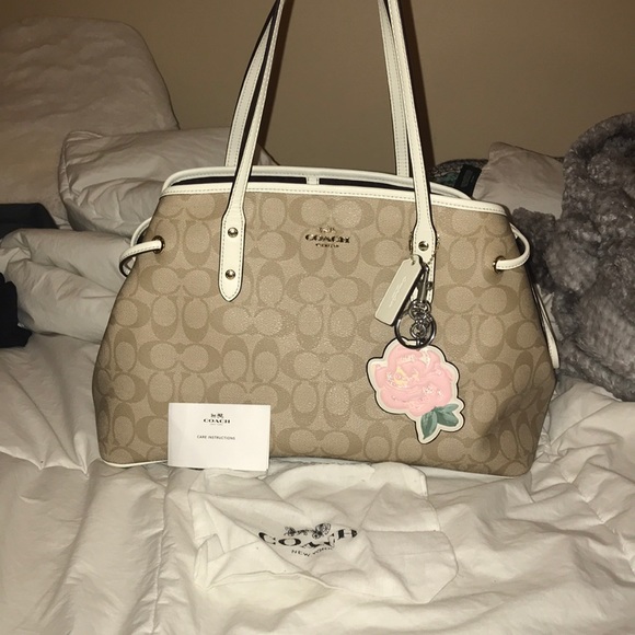 Coach Handbags - Authentic coach purse